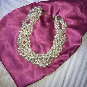 Twisted Faux Pearl Necklace